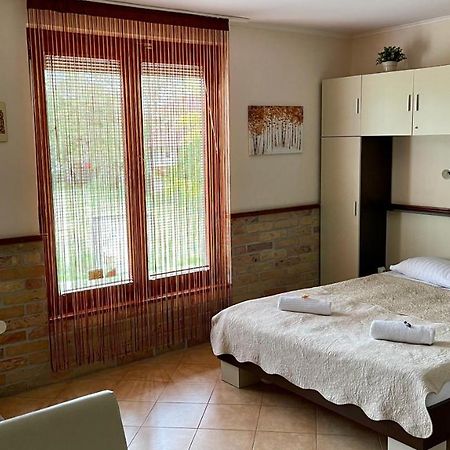 Gyula Var Panorama Apartman Экстерьер фото