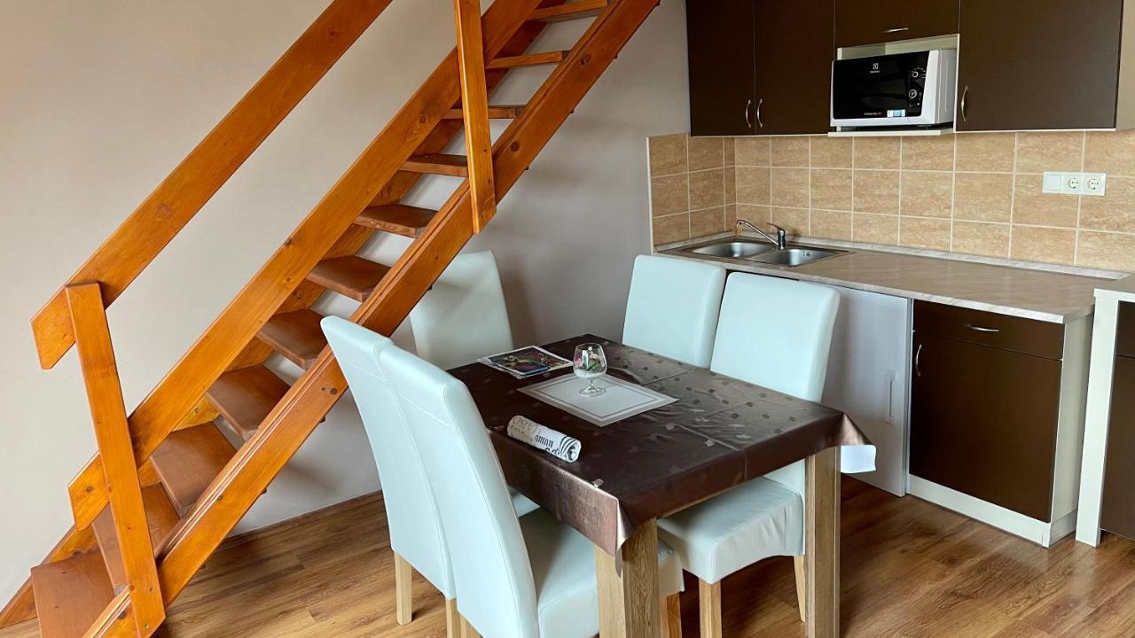 Gyula Var Panorama Apartman Экстерьер фото